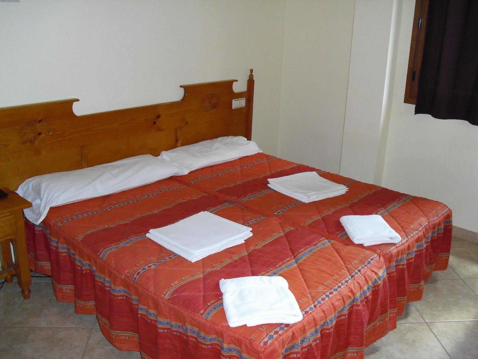 Apartamentos Anem 3000 Arans Exterior photo